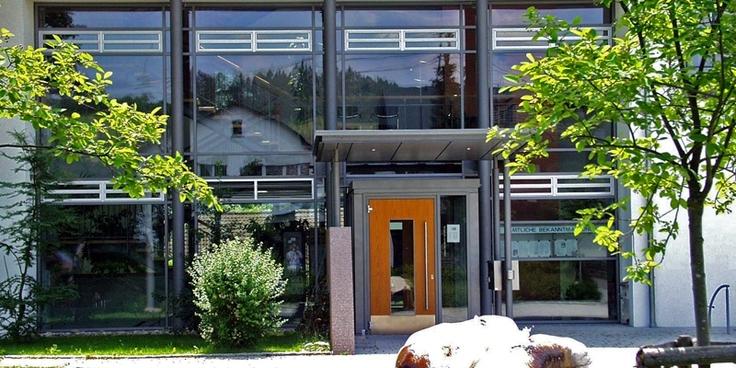 Rathauseingang Rathauseingang